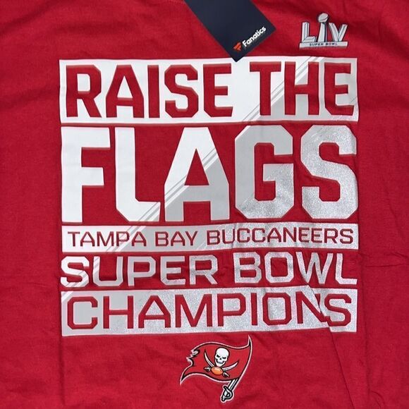 New Red TAMPA BAY BUCCANEERS SUPER BOWL LIV CHAMPIONS Fanatics NFL Tee T Shirt - Picture 2 of 2